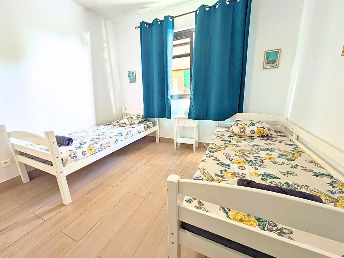 Villa Fare Painapo - Spacious, Modern, Beautiful View Paea