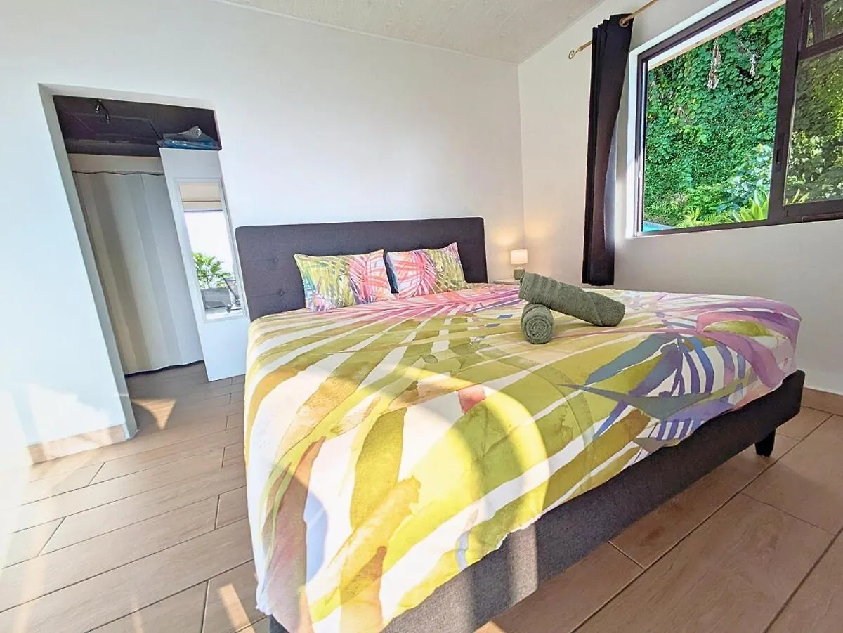 Villa Fare Painapo - Spacious, Modern, Beautiful View Paea