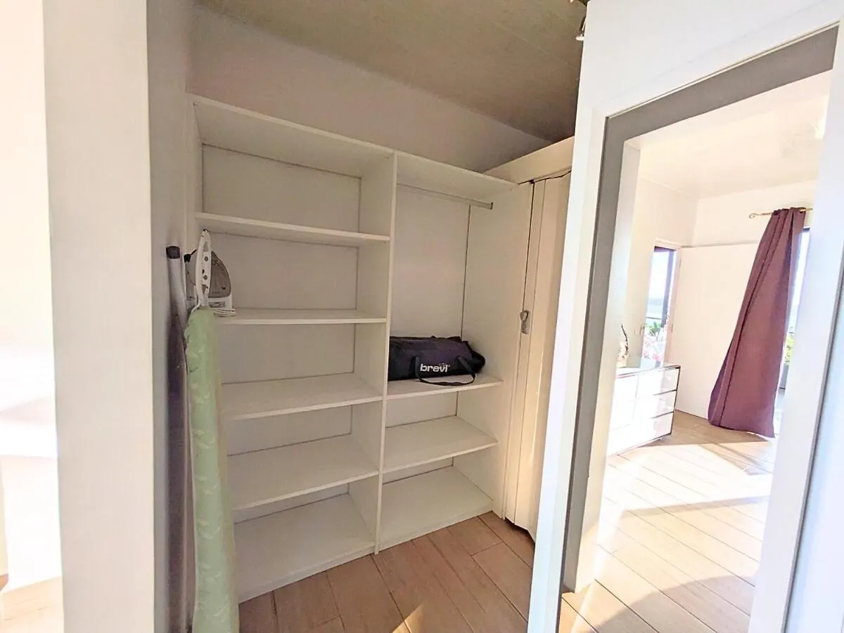 Fare Painapo - Spacious, Modern, Beautiful View Paea Villa